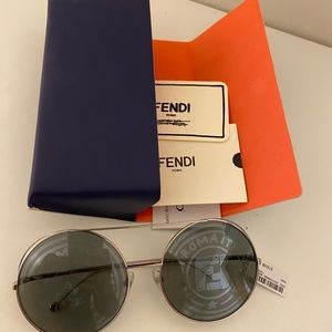 Fendi Round Sunglasses